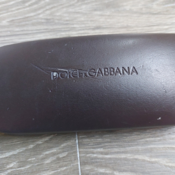 Authentic Dolce & Gabbana sunglasses. Gold rose detail on arms. Burnt br… - Picture 9 of 9